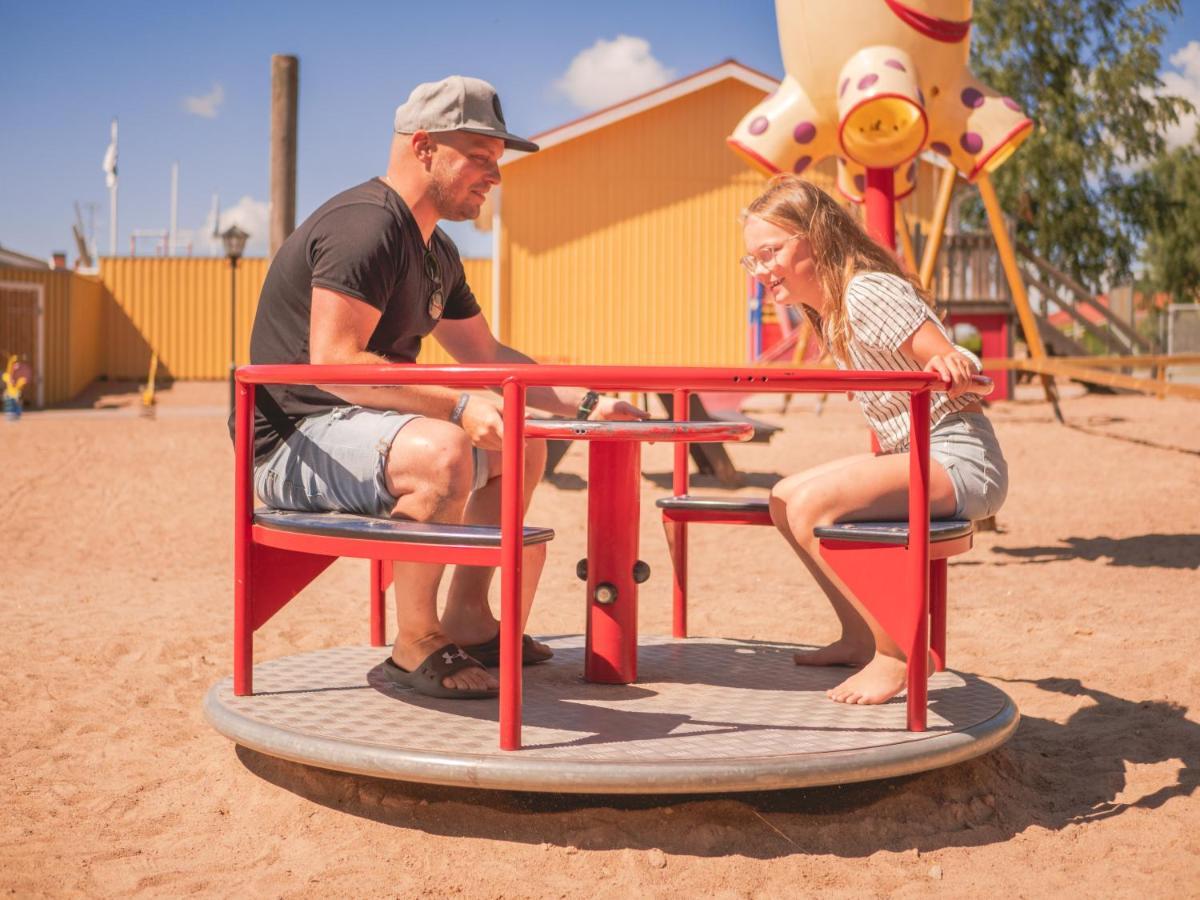 Bjoerkbackens Stugby I Vimmerby Ngoại thất bức ảnh